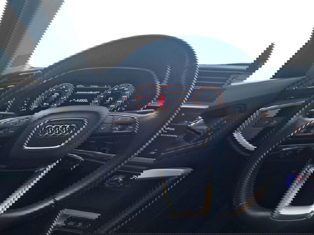 Audi Q3 Sportback usata a Bari (3)