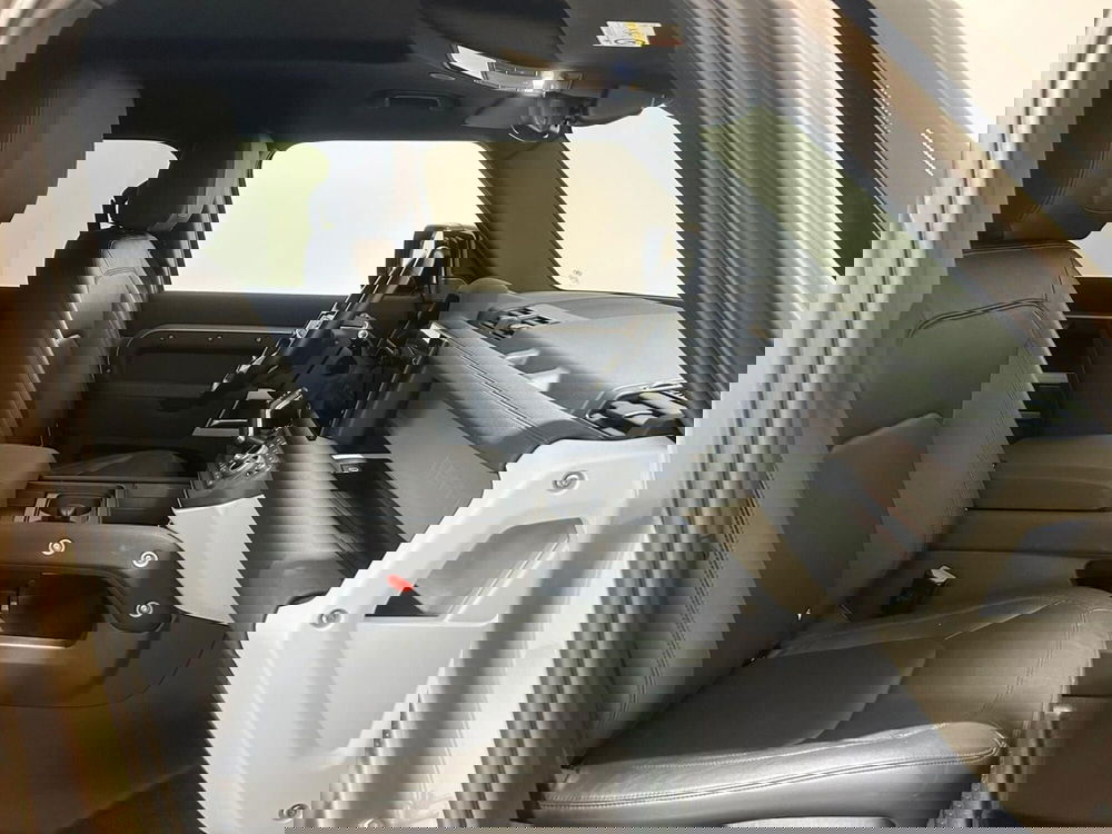 Land Rover Defender usata a Napoli (3)