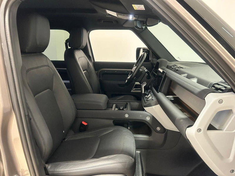 Land Rover Defender usata a Napoli (3)