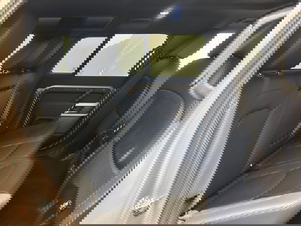 Land Rover Defender usata a Napoli (5)