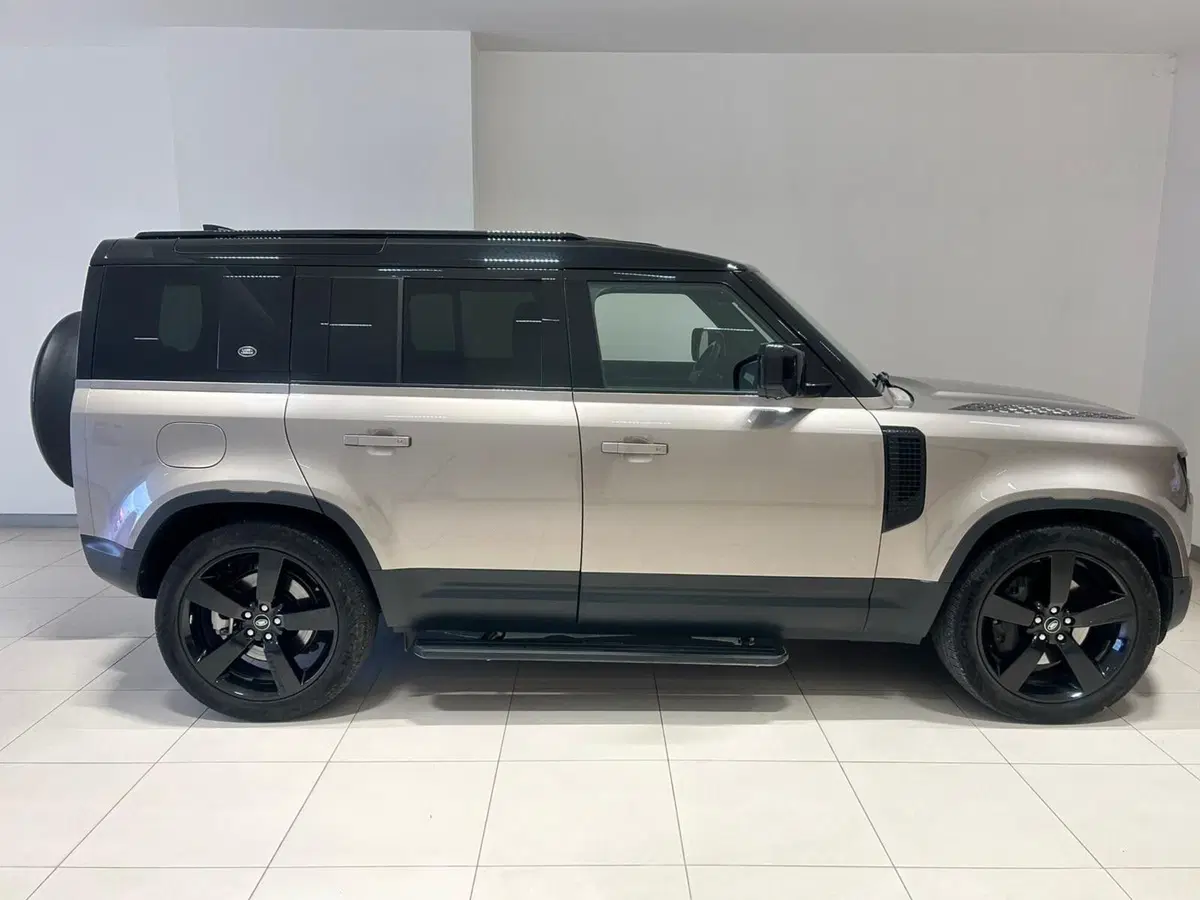 Land Rover Defender usata a Napoli (6)