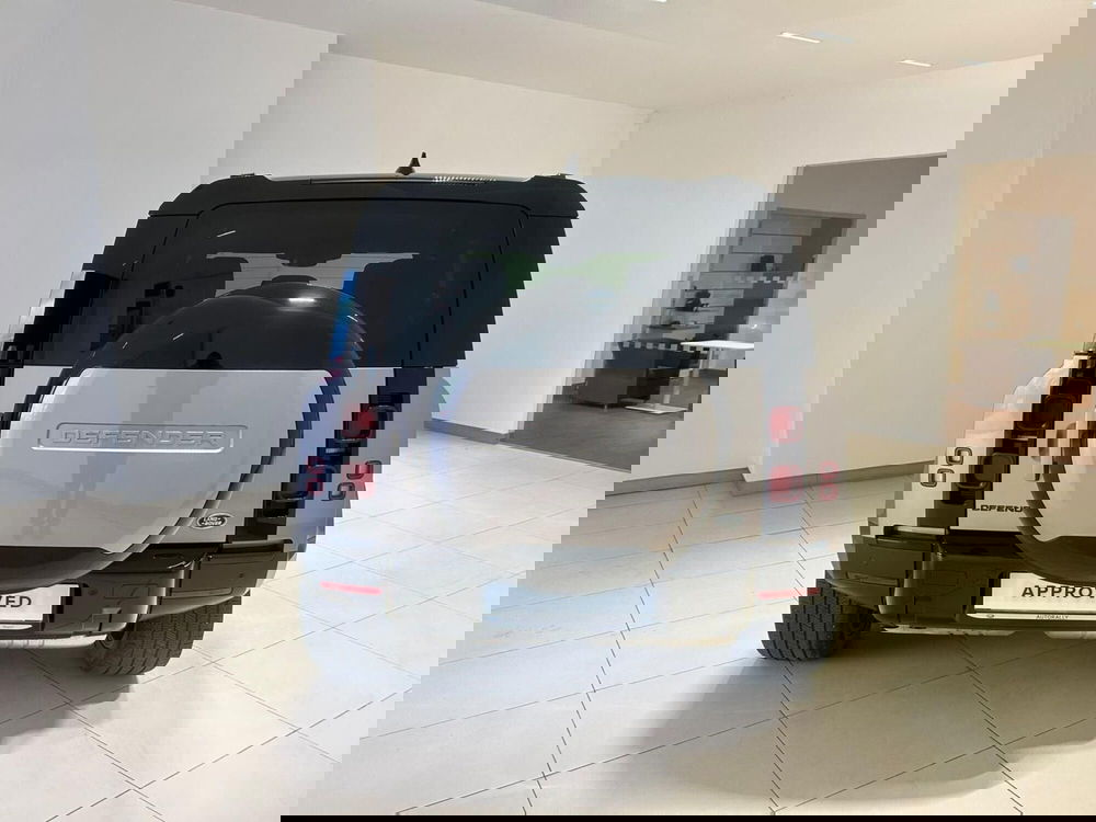 Land Rover Defender usata a Napoli (7)