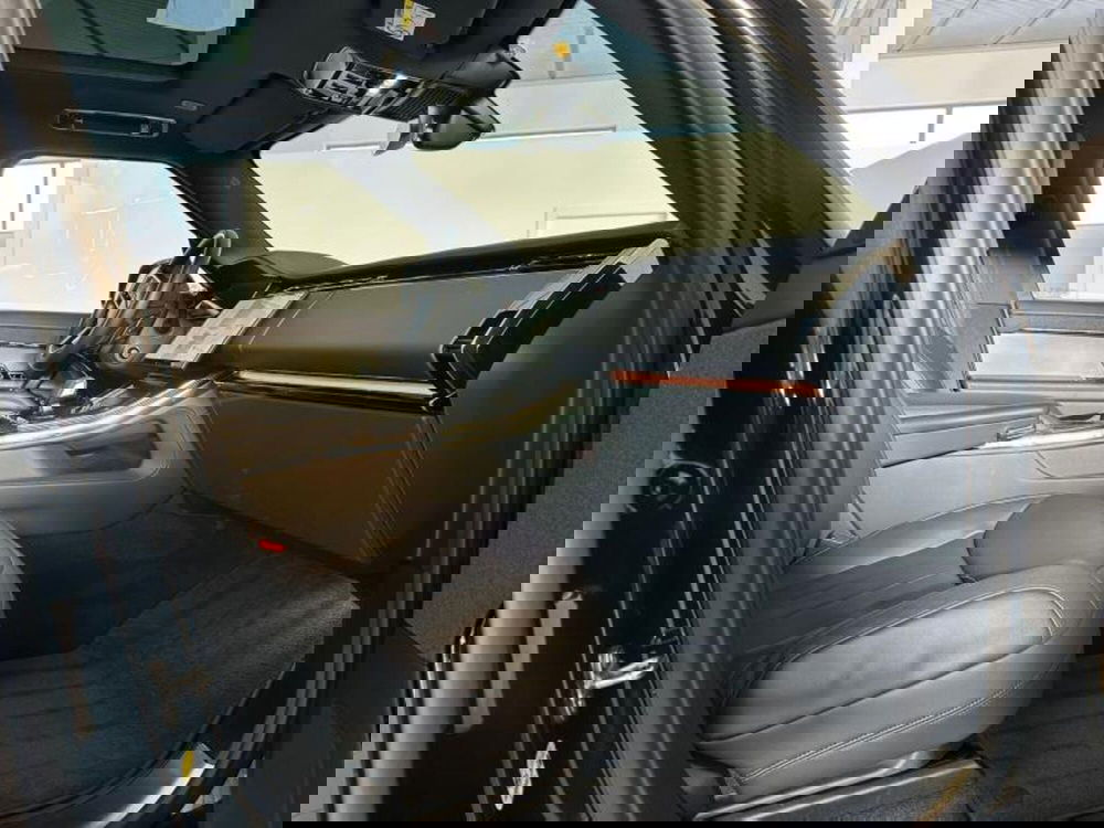 Land Rover Range Rover Sport usata a Venezia (7)