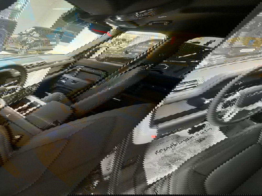 Land Rover Defender nuova a Forlì-Cesena (4)