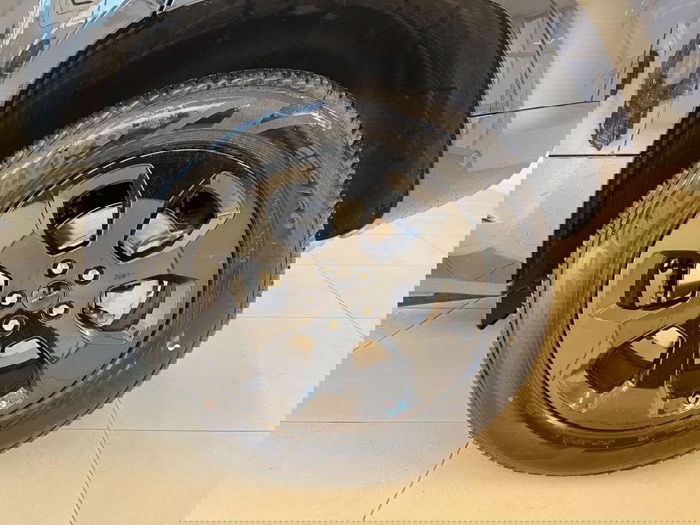 Land Rover Defender nuova a Forlì-Cesena (9)