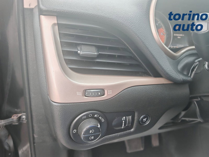 Jeep Cherokee usata a Torino (11)