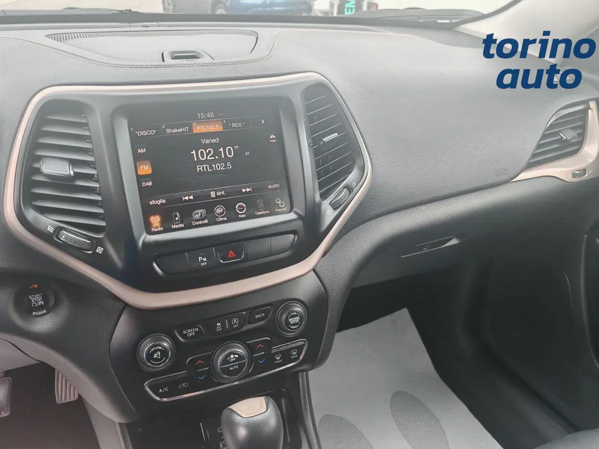 Jeep Cherokee usata a Torino (13)