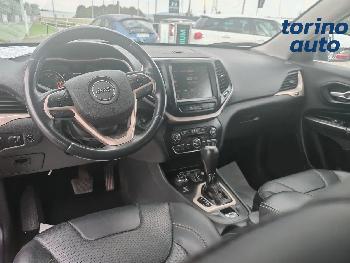 Jeep Cherokee usata a Torino (9)