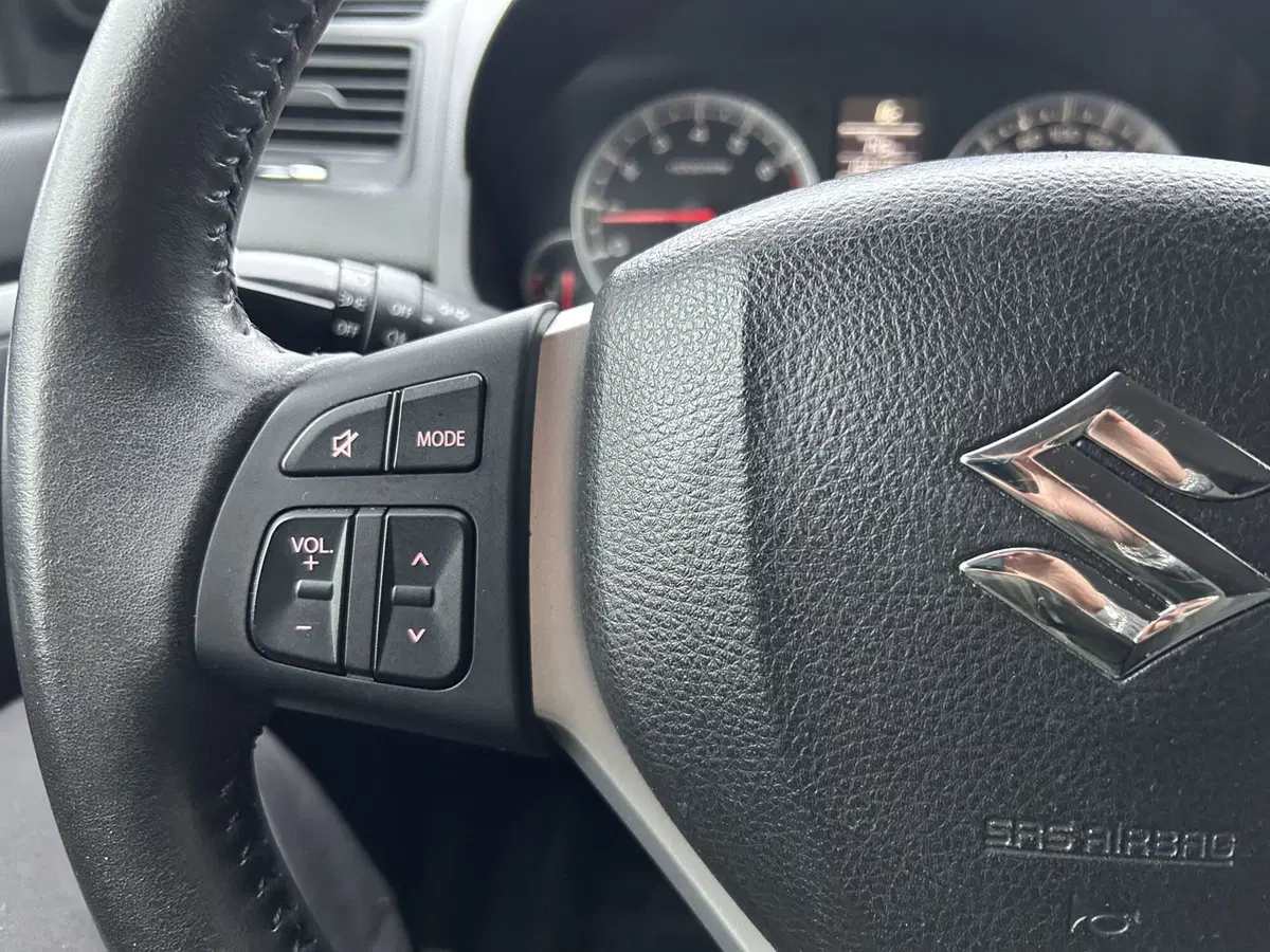 Suzuki Swift usata a Modena (11)