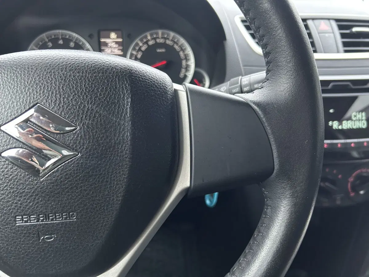 Suzuki Swift usata a Modena (12)