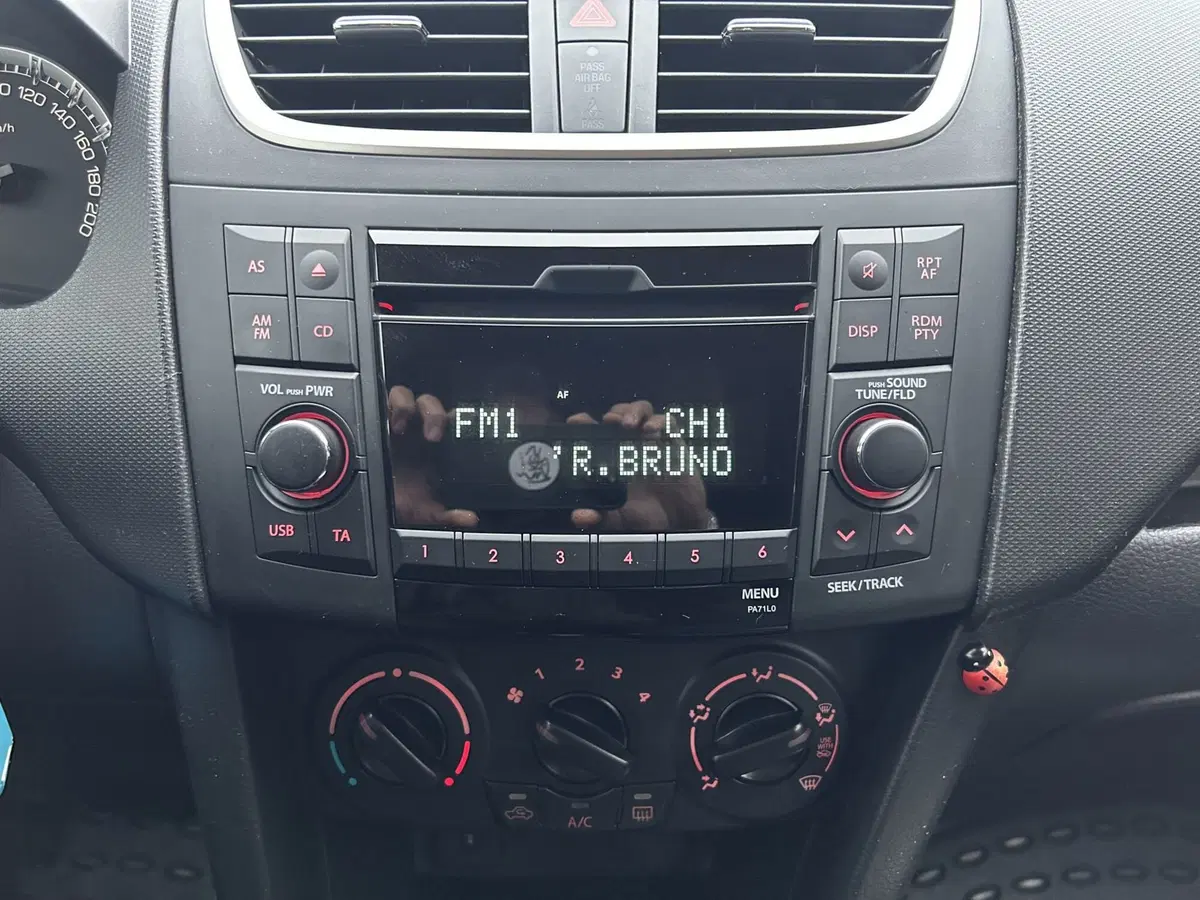 Suzuki Swift usata a Modena (13)