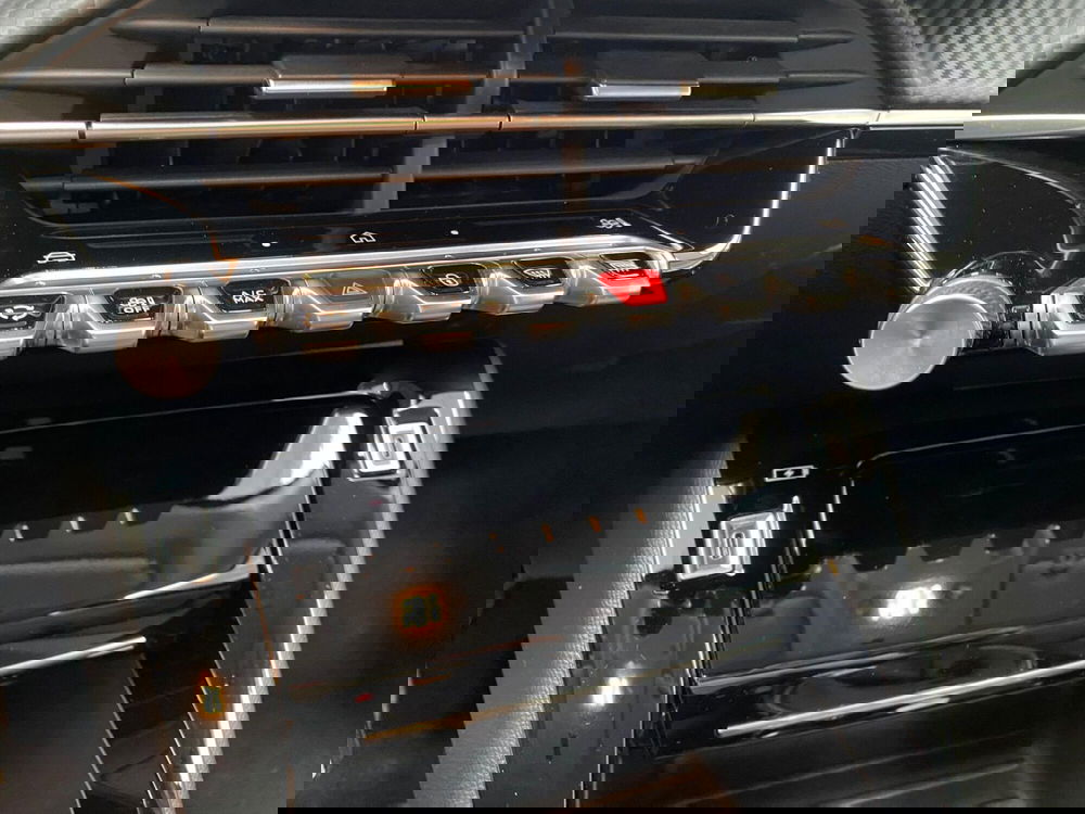 Peugeot 208 usata a Milano (14)