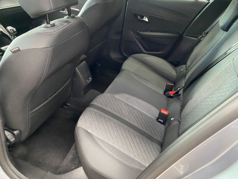 Peugeot 208 usata a Milano (18)