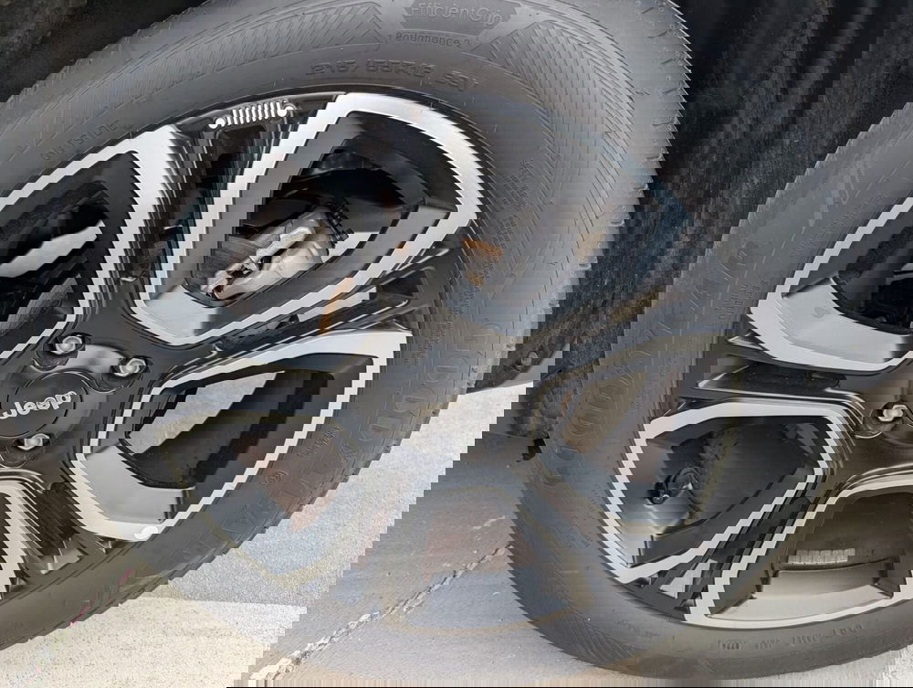 Jeep Avenger usata a Milano (7)