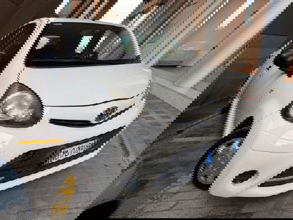Toyota Aygo usata a Genova (4)