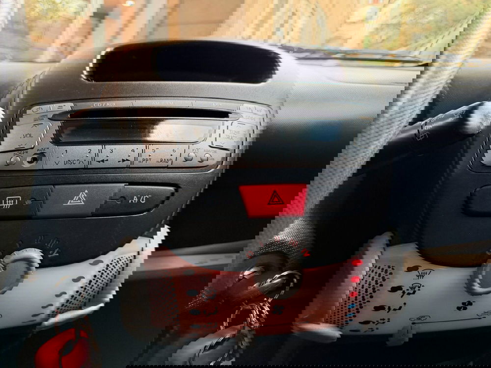 Toyota Aygo usata a Genova (7)