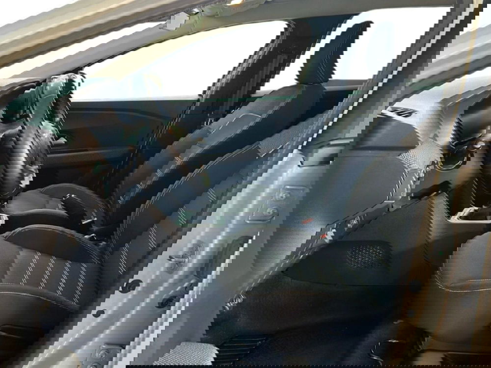 Dacia Jogger usata a Roma (14)