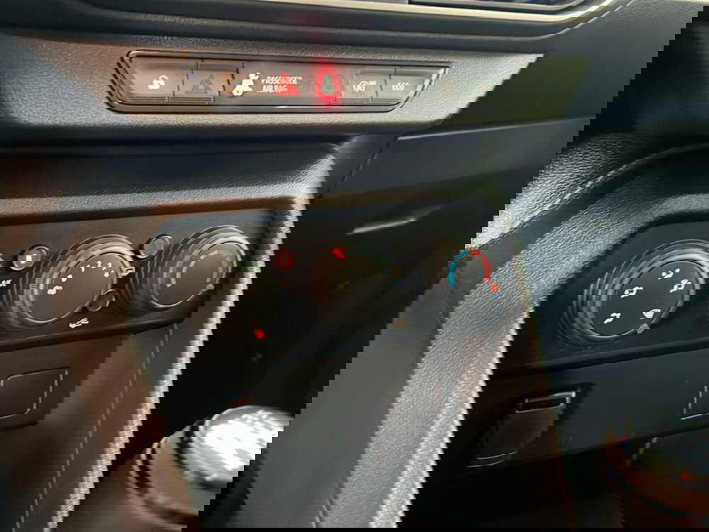 Dacia Jogger usata a Roma (19)