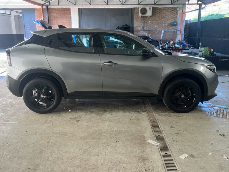 Alfa Romeo Junior usata a Roma (6)