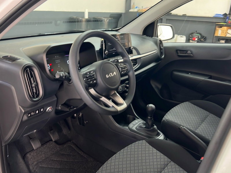 Kia Picanto nuova a Roma (15)