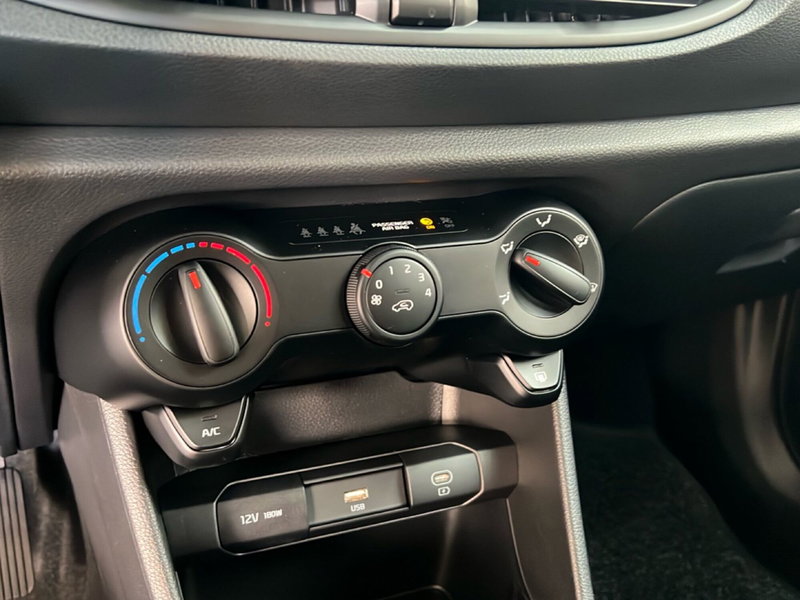 Kia Picanto nuova a Roma (19)