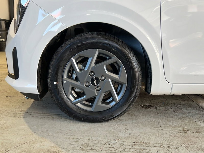 Kia Picanto nuova a Roma (9)