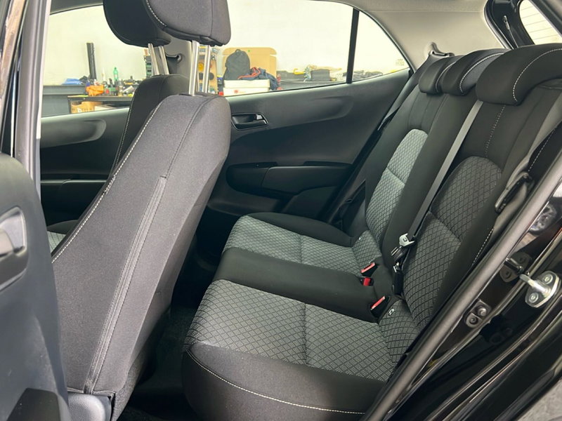 Kia Picanto nuova a Roma (11)