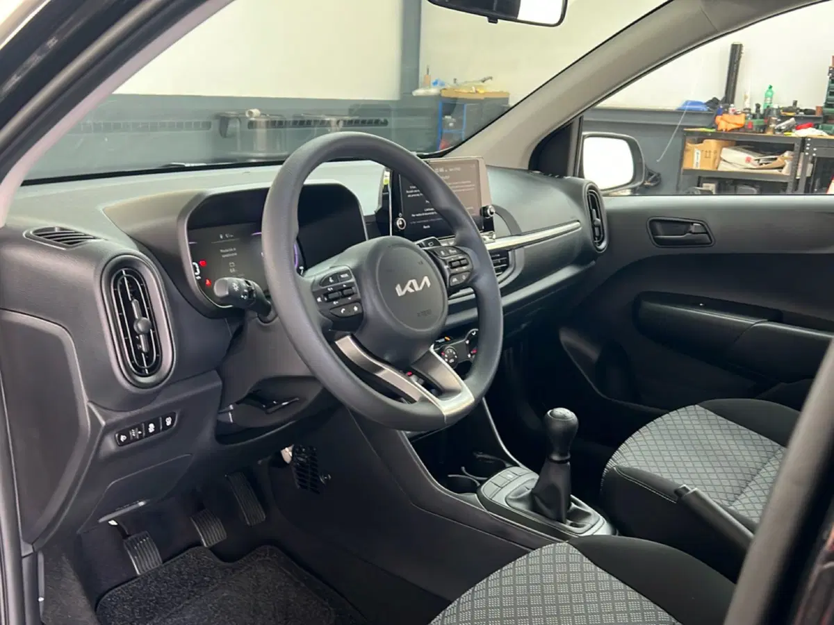 Kia Picanto nuova a Roma (15)