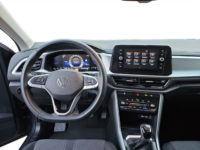 Volkswagen T-Roc usata a Lecco (11)