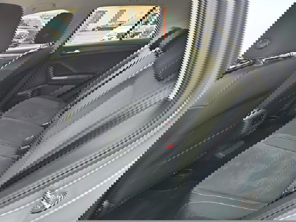 Volkswagen T-Roc usata a Lecco (10)