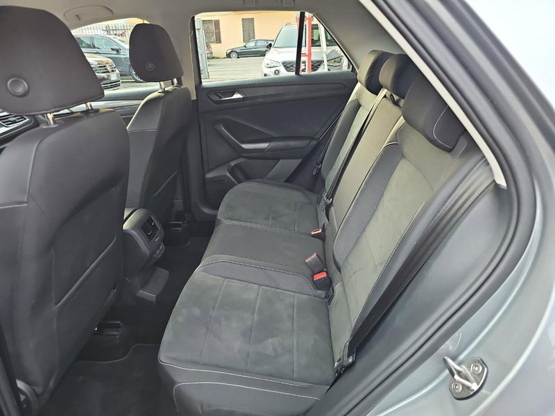 Volkswagen T-Roc usata a Lecco (10)