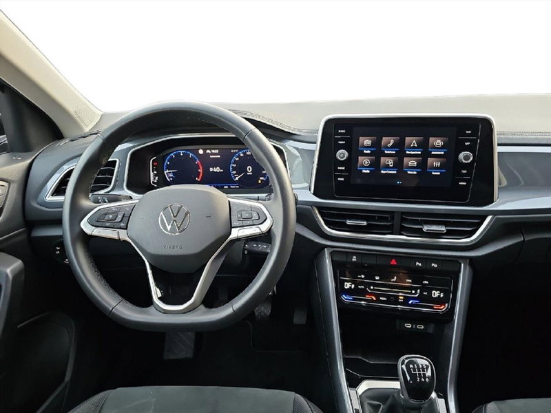 Volkswagen T-Roc usata a Lecco (11)