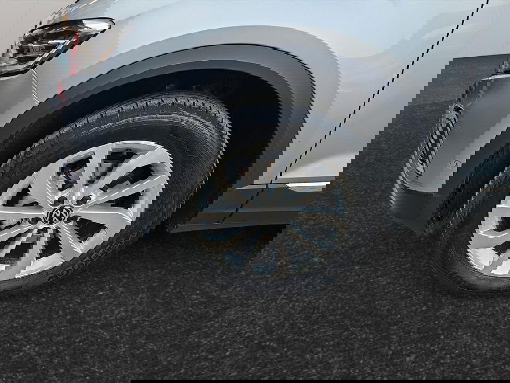 Volkswagen T-Roc usata a Lecco (17)