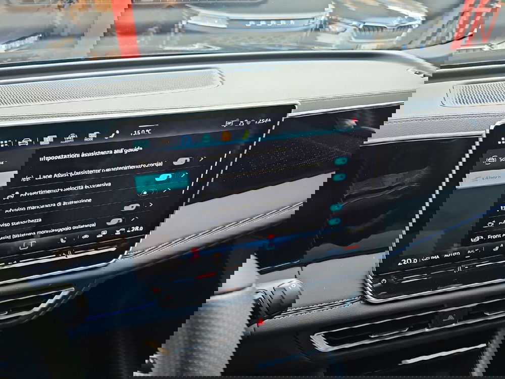 Volkswagen Tiguan usata a Lecco (17)