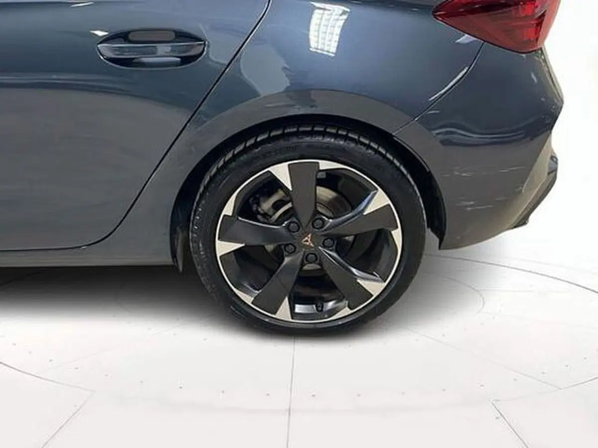 Cupra Leon usata a Vicenza (18)