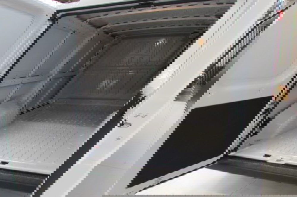 Fiat Ducato Furgone nuova a Milano (8)