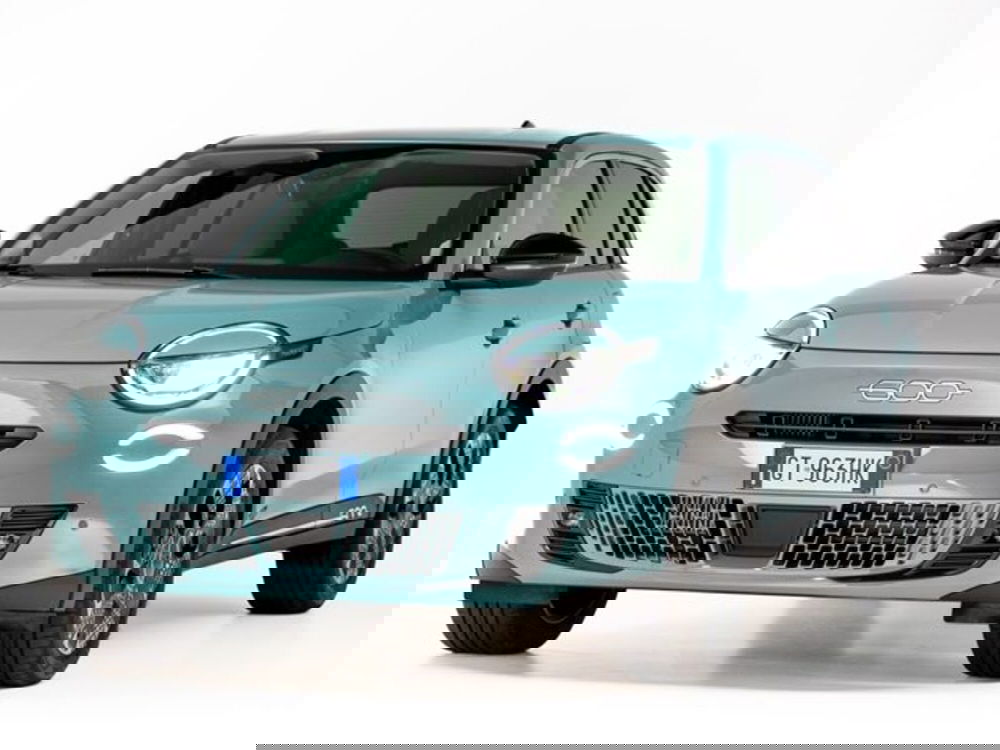 Fiat 600 nuova a Milano