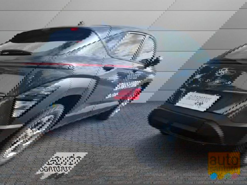 Hyundai Kona nuova a Salerno (3)