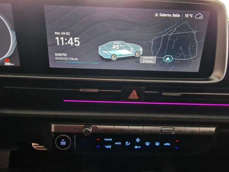 Hyundai Ioniq 5 nuova a Salerno (18)