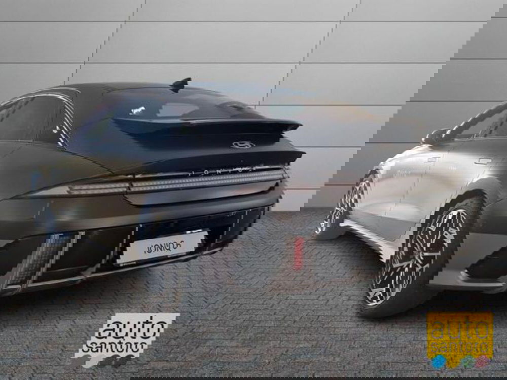 Hyundai Ioniq 5 nuova a Salerno (4)