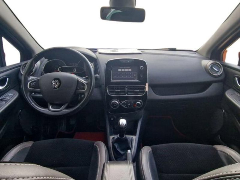 Renault Clio usata a Salerno (12)