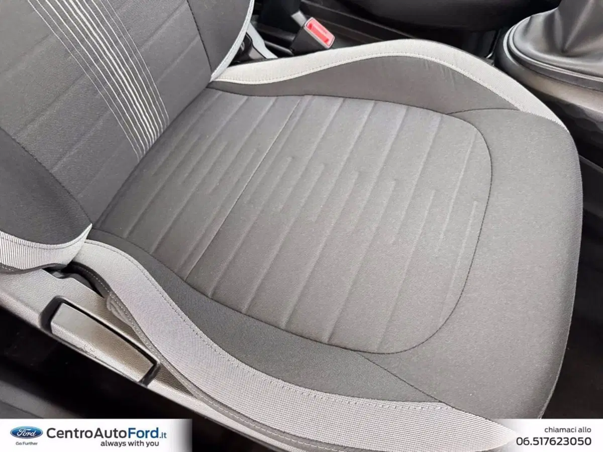 Hyundai i10 usata a Roma (8)