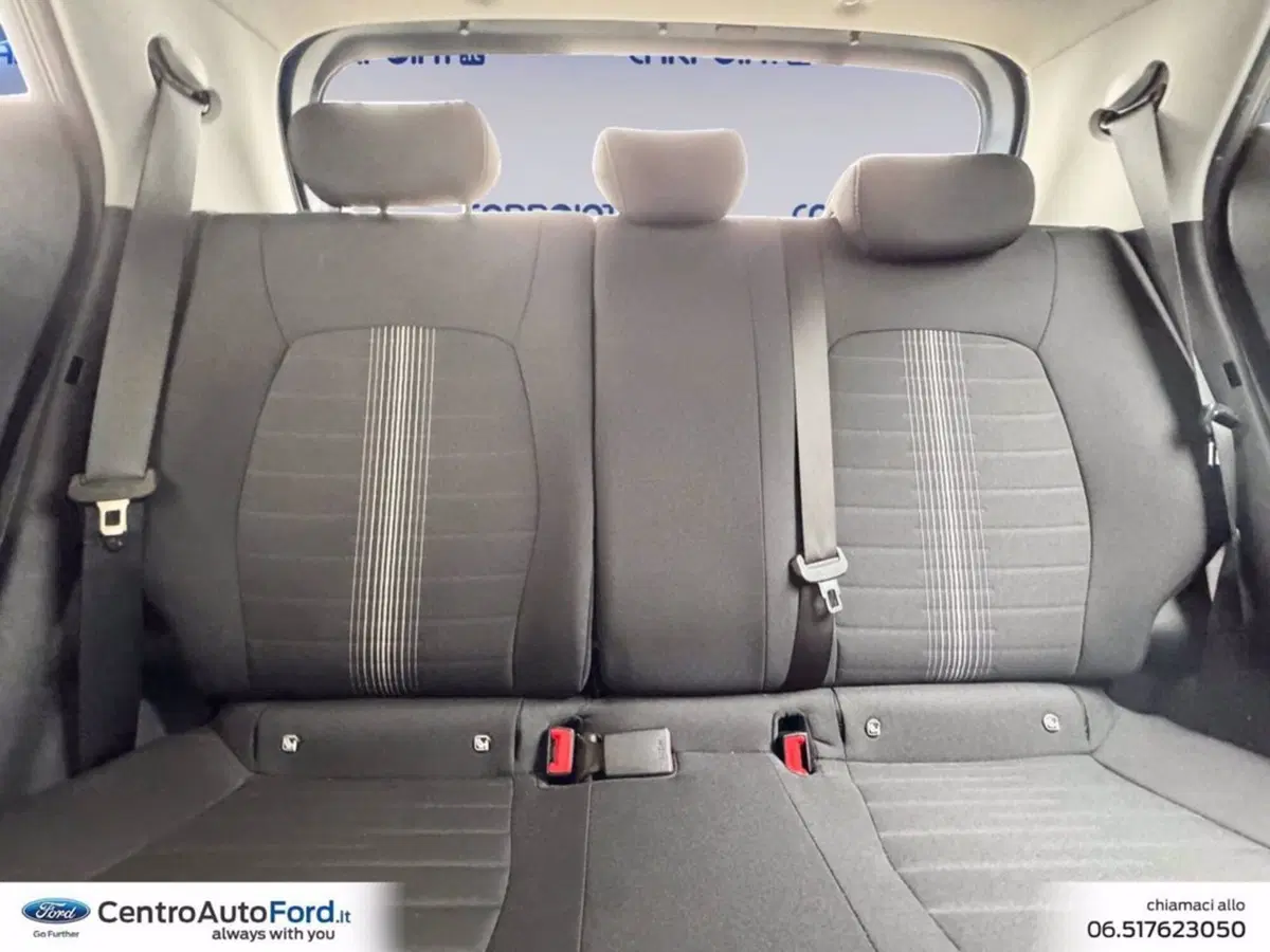Hyundai i10 usata a Roma (9)