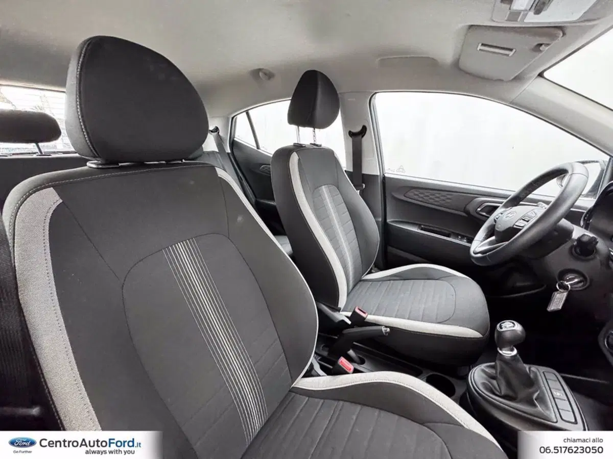 Hyundai i10 usata a Roma (7)