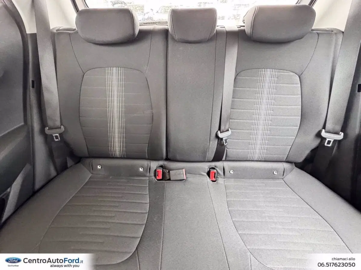 Hyundai i10 usata a Roma (9)