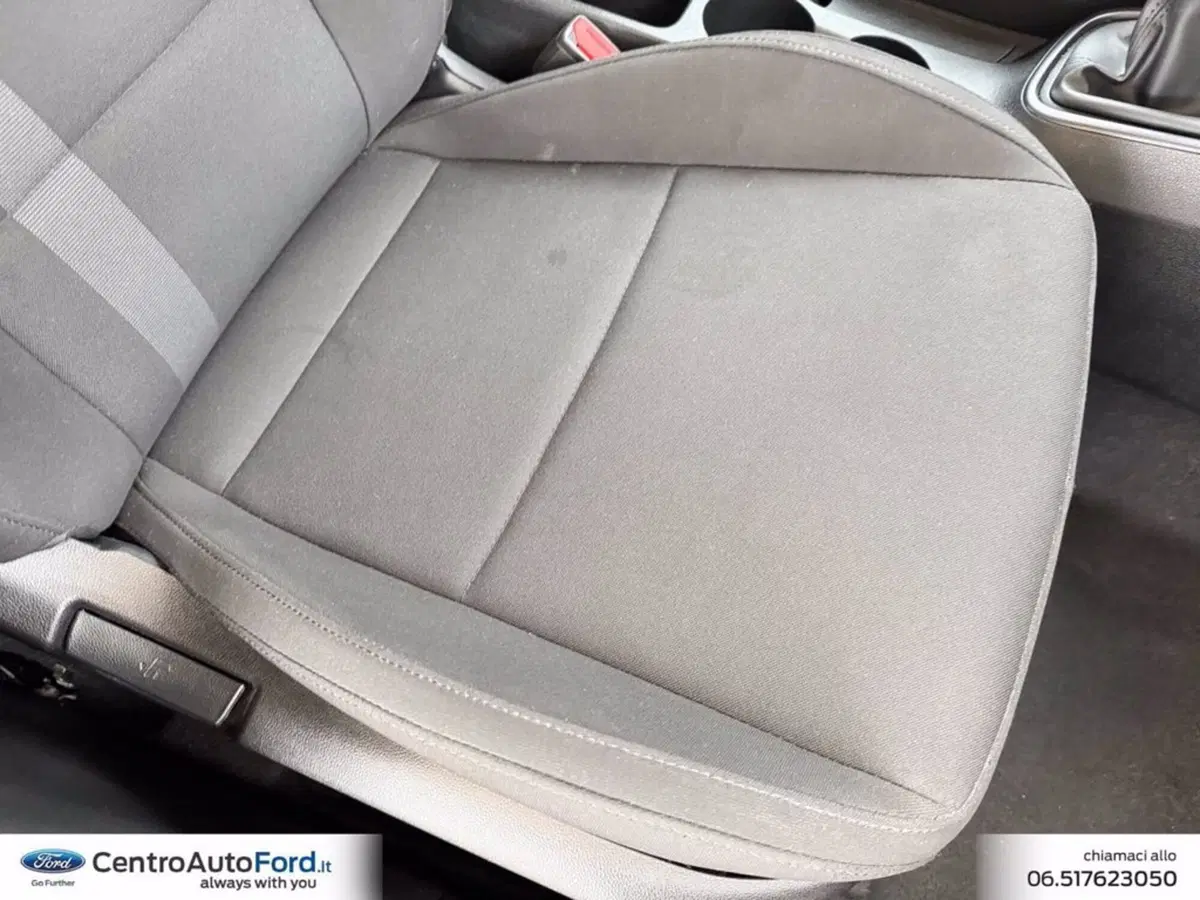 Hyundai i20 usata a Roma (8)