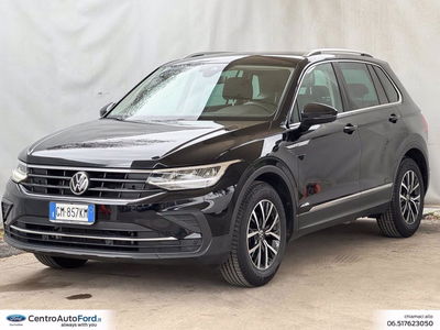 Volkswagen Tiguan 2.0 tdi Life 150cv dsg del 2023 usata a Albano Laziale