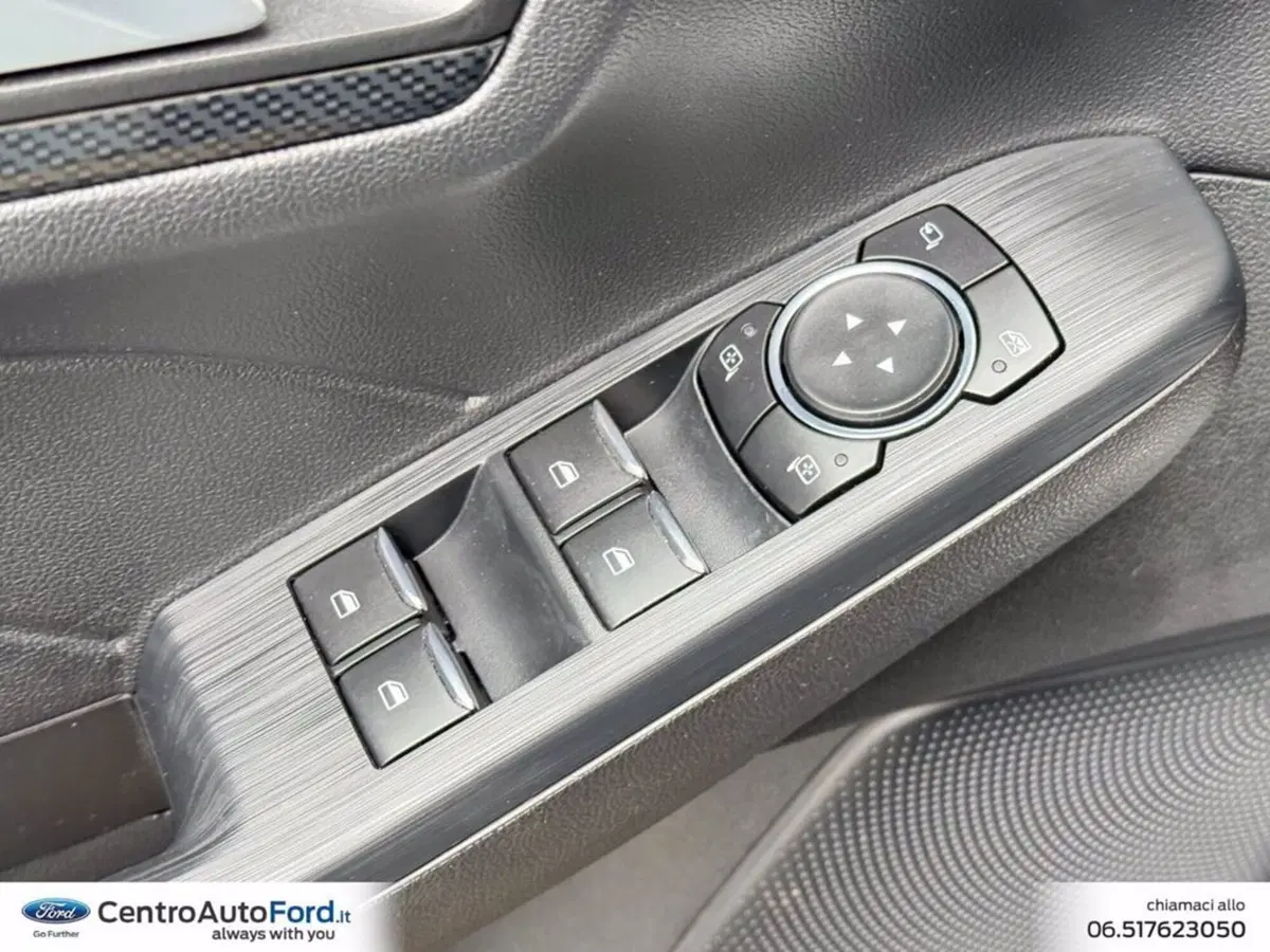 Ford Kuga usata a Roma (19)