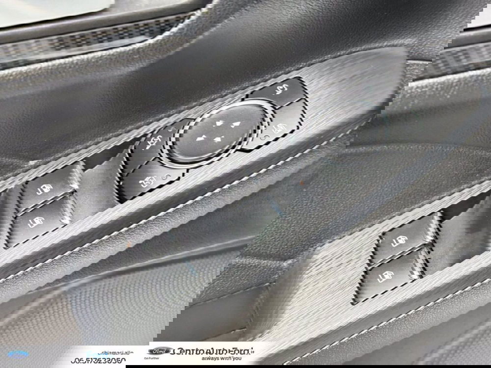 Ford Kuga usata a Roma (20)