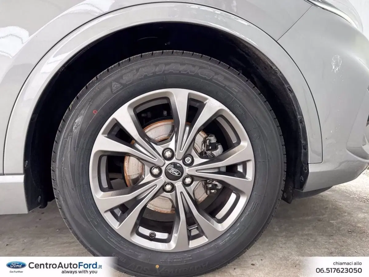 Ford Kuga usata a Roma (14)